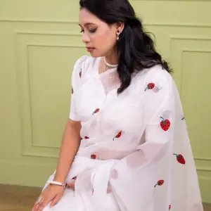Strawberry Saree